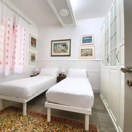 Ur-nest De' Fusari Apartamento *